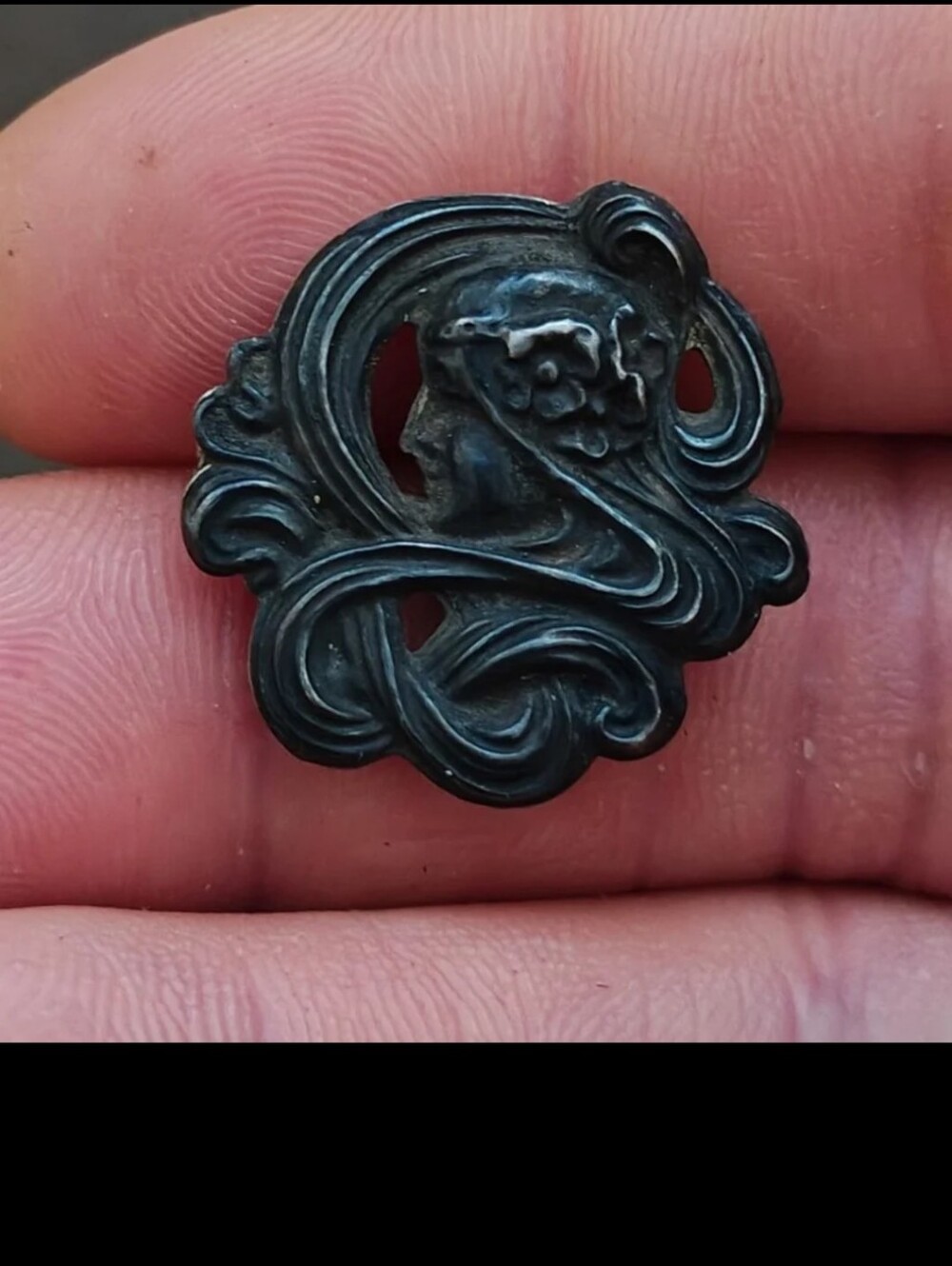Antique 1900s Sterling Silver (Front) Maiden Swirling Hair Arabesque Pin - Picture 10 of 10
